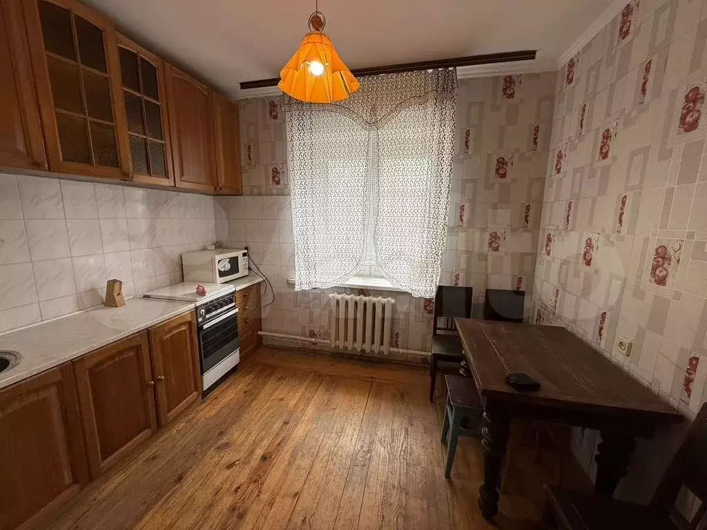 2-к. квартира, 67 м, 1/3 эт. - Фото 1