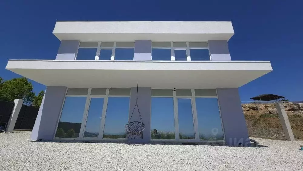 Дом в Крым, Алушта муниципальный округ, с. Верхняя Кутузовка пер. ... - Фото 1