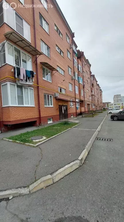 2-комнатная квартира: Владикавказ, улица Цоколаева, 38 (65 м) - Фото 0