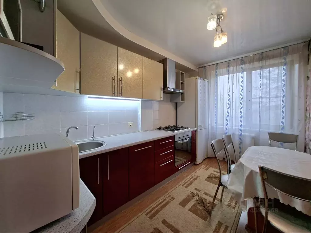 3-к кв. Волгоградская область, Волжский Оломоуцкая ул., 72 (63.8 м) - Фото 1