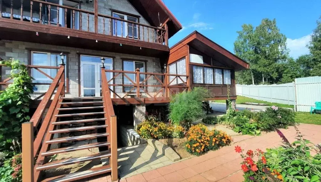 Дом в Новгородская область, Валдайский район, Рощинское с/пос, д. ... - Фото 2