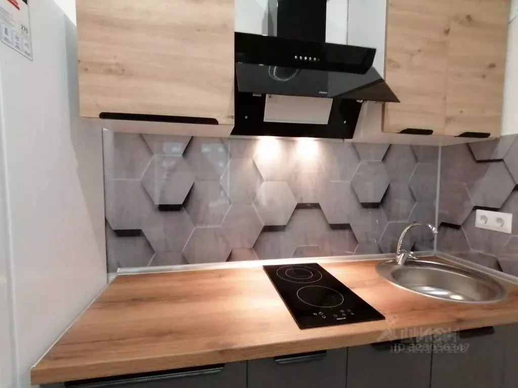 1-к кв. Московская область, Люберцы ул. Летчика Ларюшина, 10 (37.0 м) - Фото 1