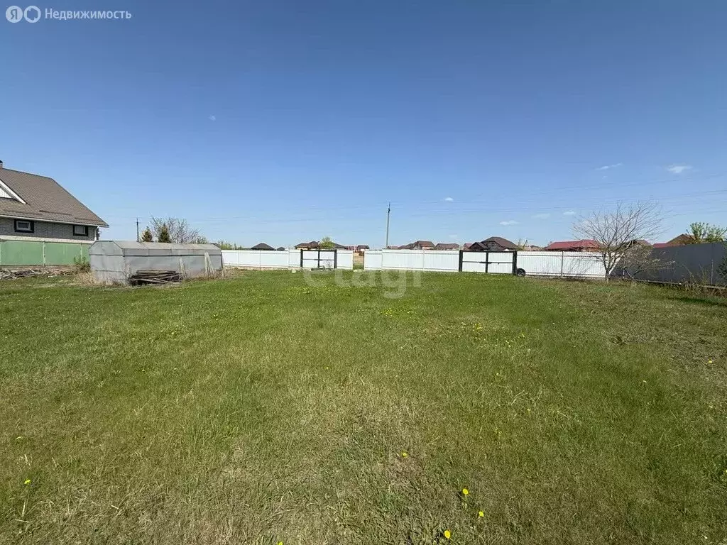 Участок в Старый Оскол, микрорайон Казацкий (15.2 м) - Фото 0