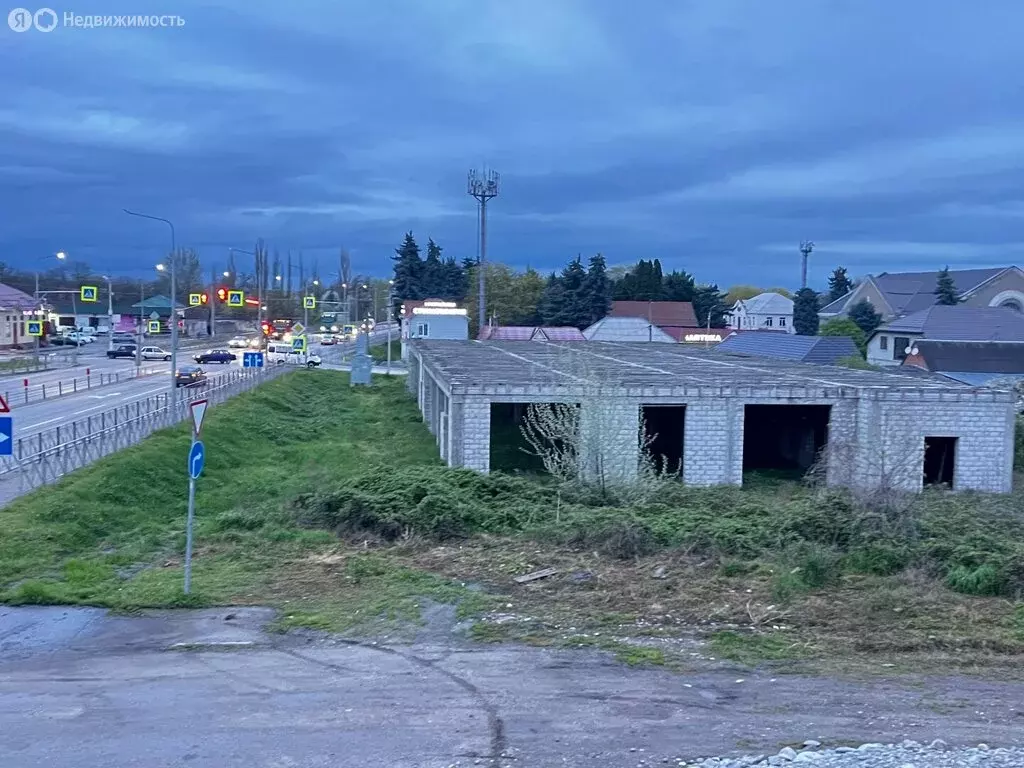 Помещение свободного назначения (1280 м) - Фото 1