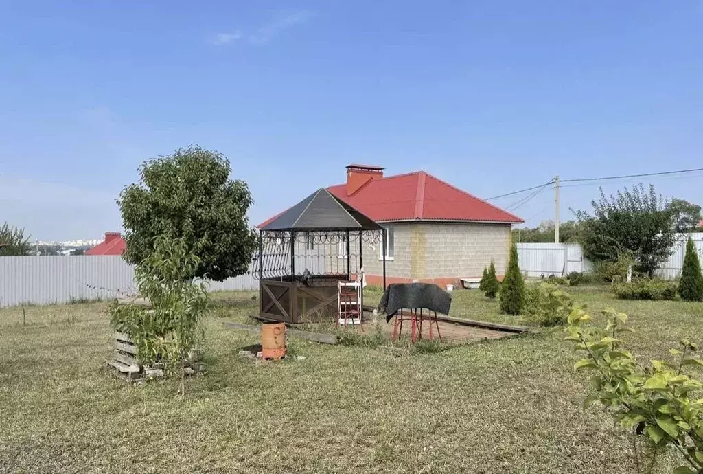 Дом в Белгородская область, Белгородский район, Беловское с/пос, с. ... - Фото 0