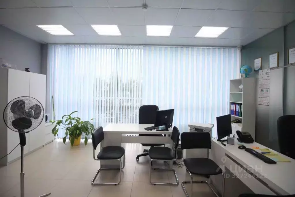 Офис в Ямало-Ненецкий АО, Новый Уренгой просп. Губкина, 14А (384 м) - Фото 1