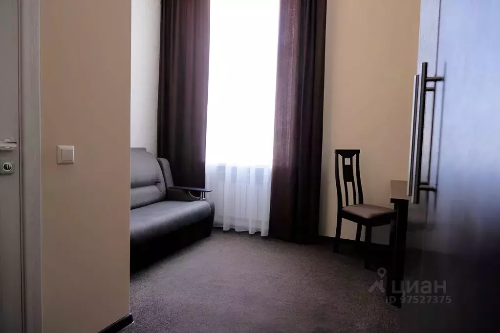 Комната Ростовская область, Таганрог Петровская ул, 49 (13.0 м) - Фото 0