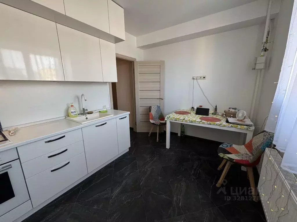 Квартира, 3 комнаты, 60.4 м - Фото 1