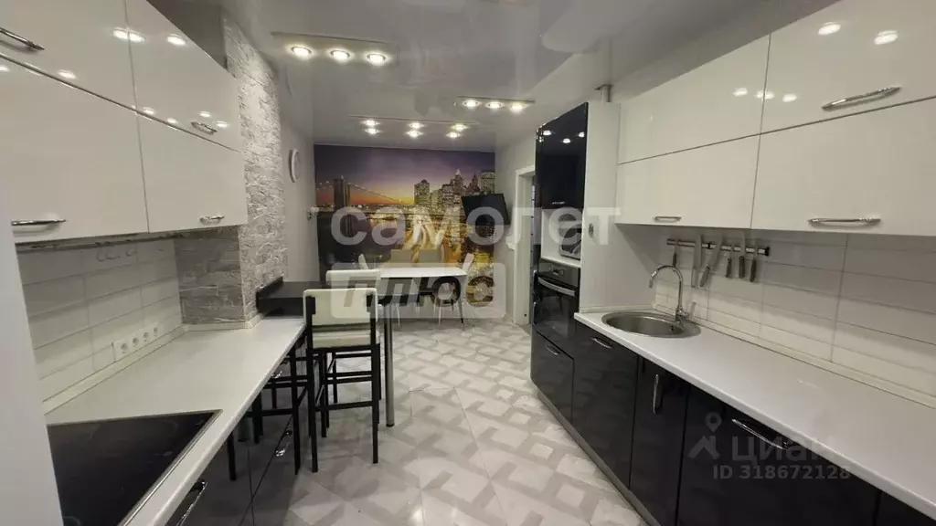 3-к кв. Иркутская область, Иркутск ул. Лермонтова, 333в (74.0 м) - Фото 0