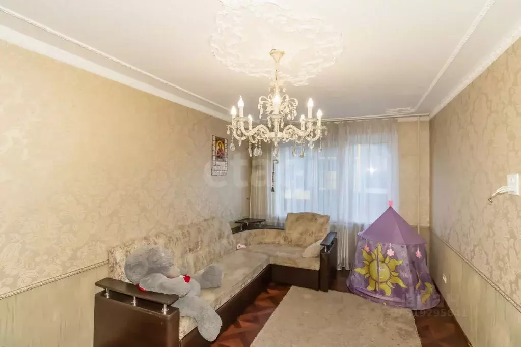 3-к кв. Челябинская область, Челябинск ул. Островского, 36 (68.4 м) - Фото 0