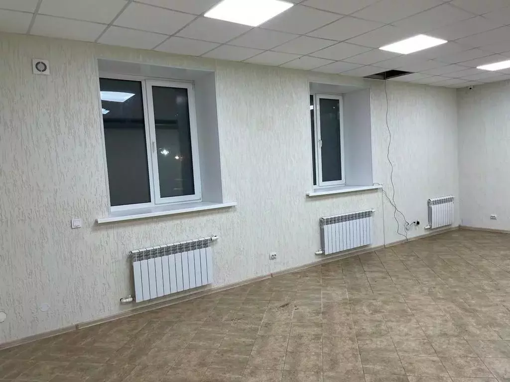 Офис в Коми, Сыктывкар ул. Савина, 26А (53 м) - Фото 1