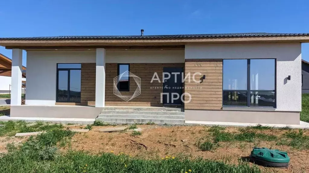 Дом в Свердловская область, Белоярский муниципальный округ, пос. ... - Фото 1