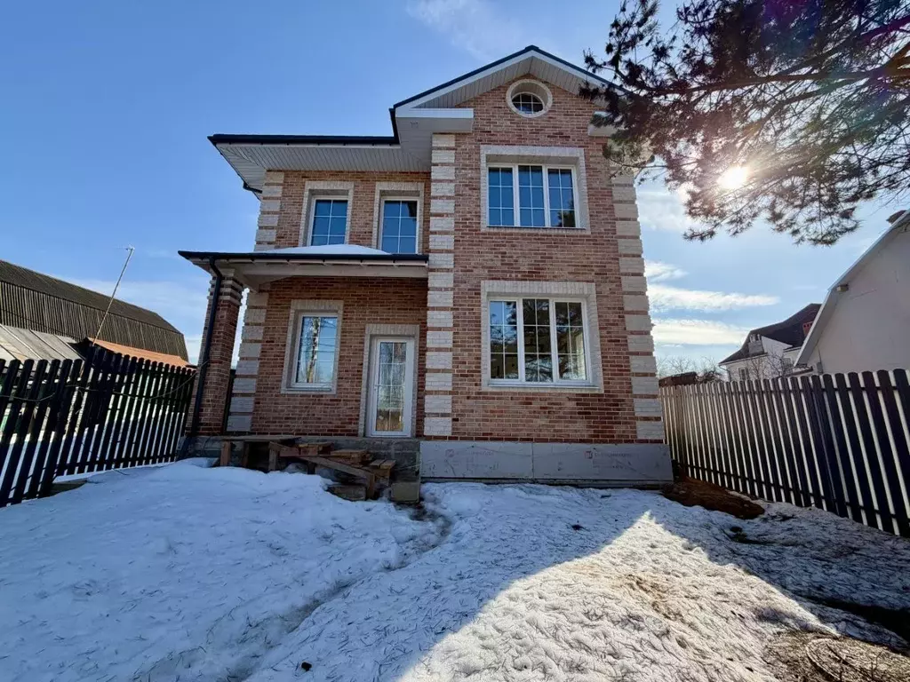 Дом в Москва д. Шарапово, 7 (150 м) - Фото 1