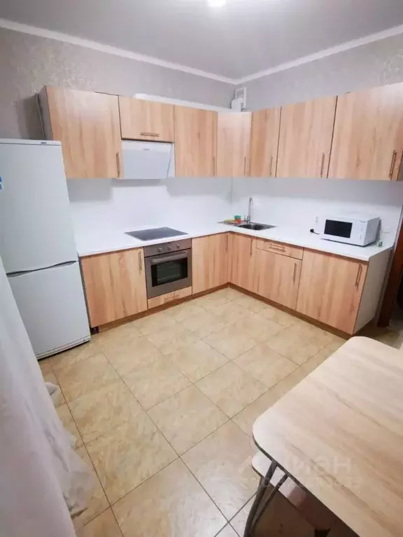 1-к кв. Белгородская область, Старый Оскол Степной мкр, 32 (46.0 м) - Фото 0