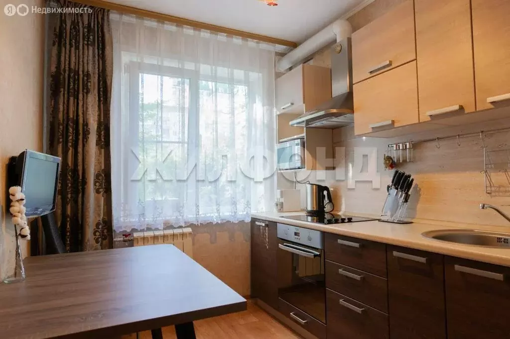 2-комнатная квартира: Новосибирск, улица Жуковского, 106/2 (46.3 м) - Фото 0