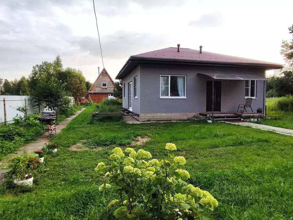 Дом в Тверская область, Конаковский муниципальный округ, д. Искрино  ... - Фото 1