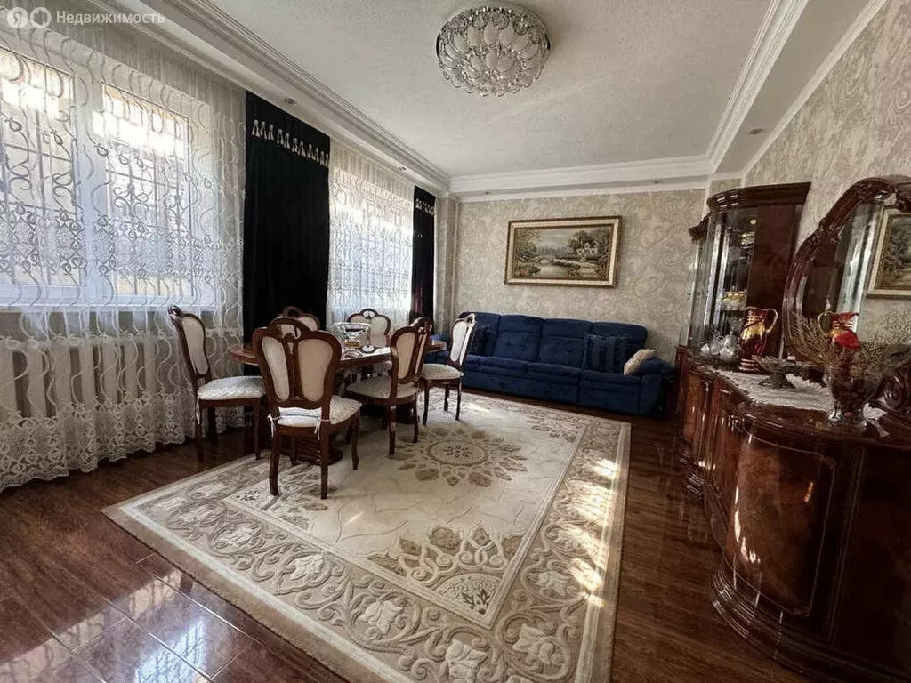 Дом в Нальчик, улица Вологирова (200 м) - Фото 1