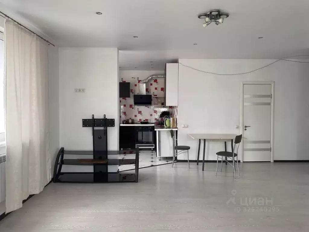 Студия Омская область, Омск ул. Красный Путь, 137/1 (59.0 м) - Фото 1