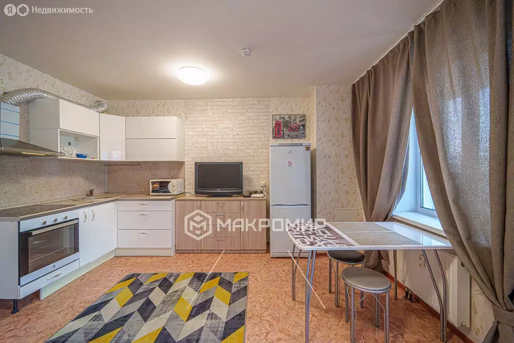 Квартира-студия: Пермь, улица Крылова, 17 (32.2 м) - Фото 2