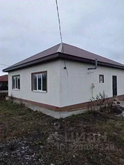 Дом в Белгородская область, Губкинский городской округ, с. Теплый ... - Фото 1