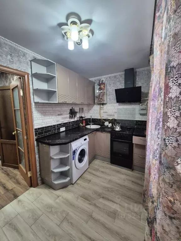 1-к кв. Крым, Феодосия ул. Челнокова, 88 (42.0 м) - Фото 1