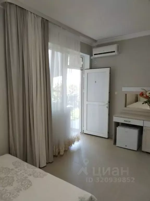 Комната Краснодарский край, Сочи ул. Декабристов, 151 - Фото 1