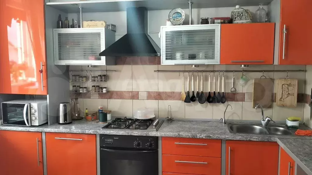2-к. квартира, 60 м, 5/5 эт. - Фото 0