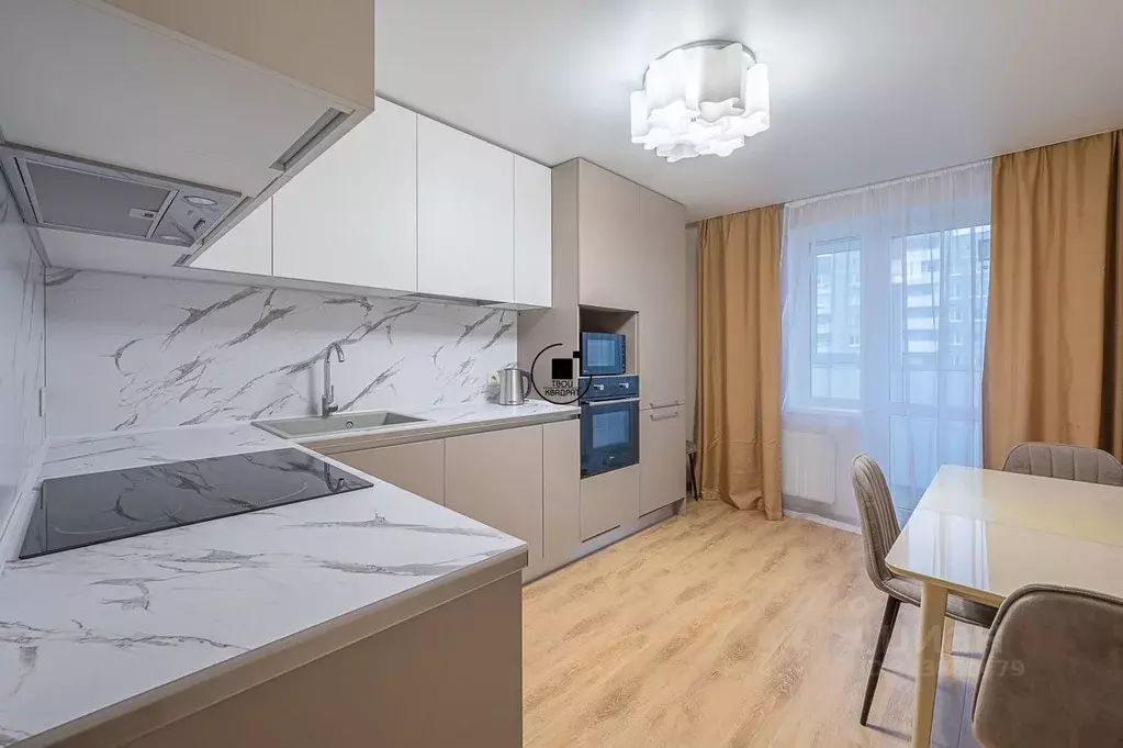 1-к кв. Свердловская область, Екатеринбург ул. Куйбышева, 21 (42.0 м) - Фото 1