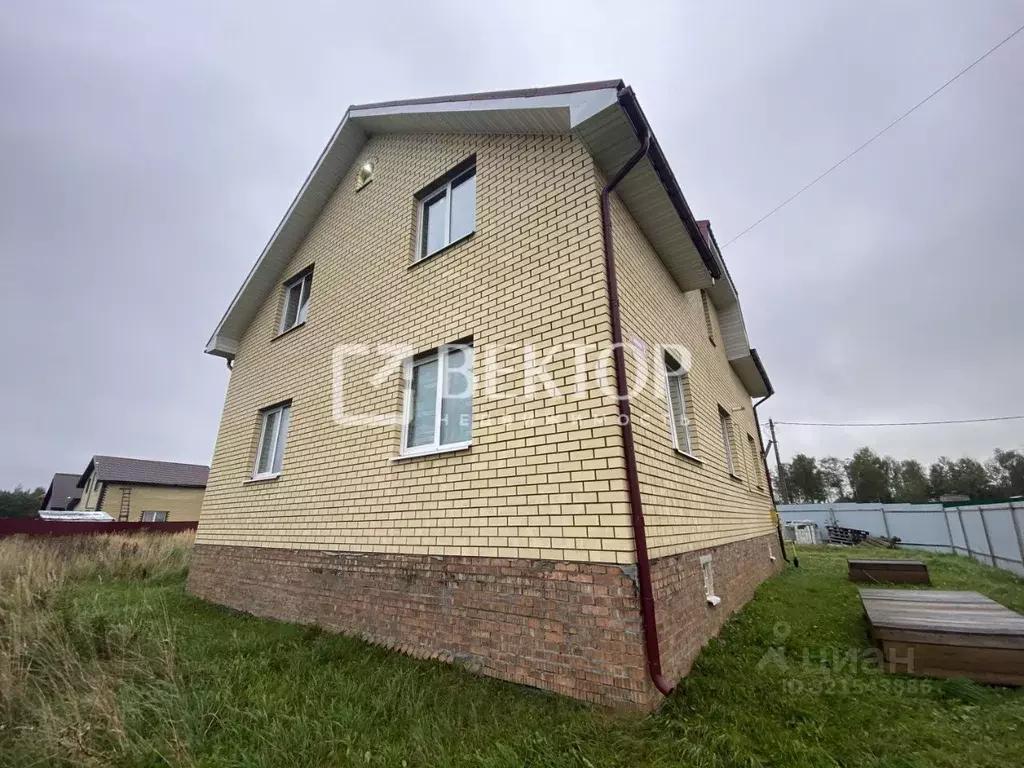 Дом в Ярославская область, Тутаевский муниципальный округ, пос. ... - Фото 1