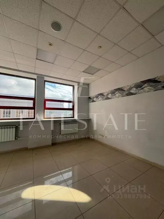Офис в Татарстан, Казань ул. Парижской Коммуны, 26 (29 м) - Фото 2