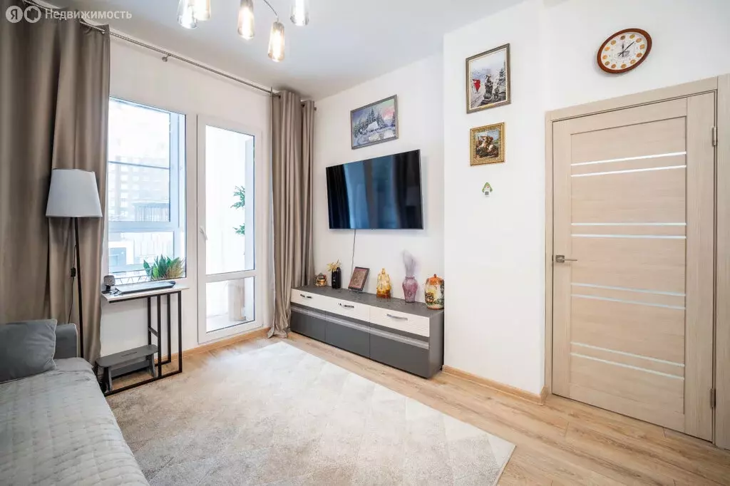 3-комнатная квартира: Екатеринбург, улица Владимира Высоцкого, 7А ... - Фото 1