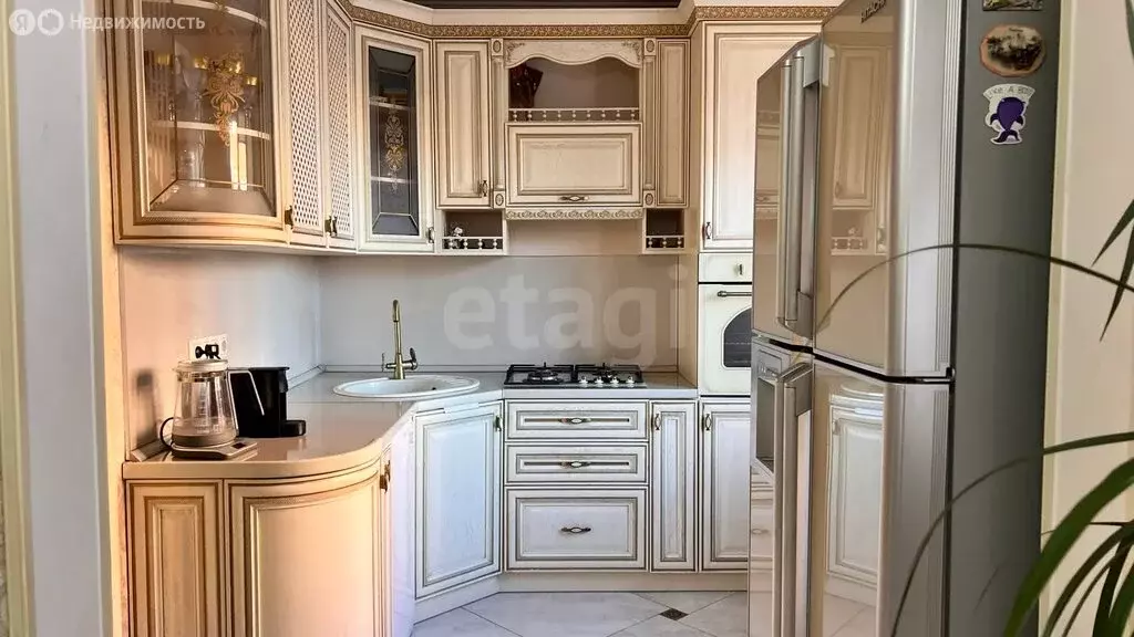 3-комнатная квартира: Махачкала, улица Ушакова, 3 (83 м) - Фото 2