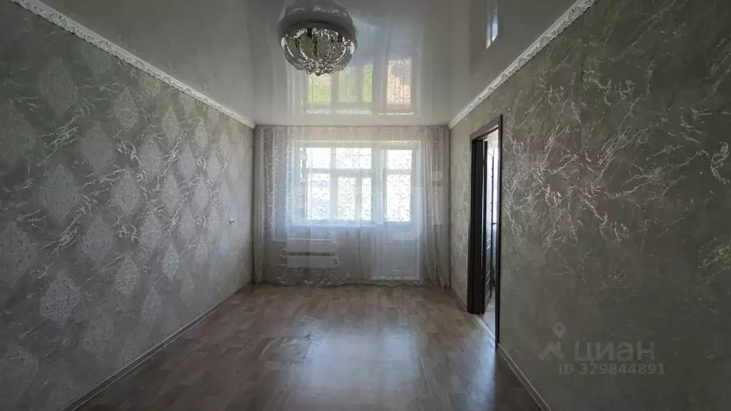 3-к кв. Башкортостан, Ишимбай ул. Чкалова, 1 (57.2 м) - Фото 1
