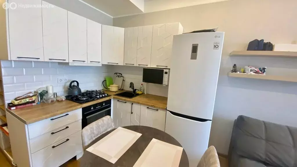 1-комнатная квартира: посёлок городского типа Дагомыс, Батумское ... - Фото 0