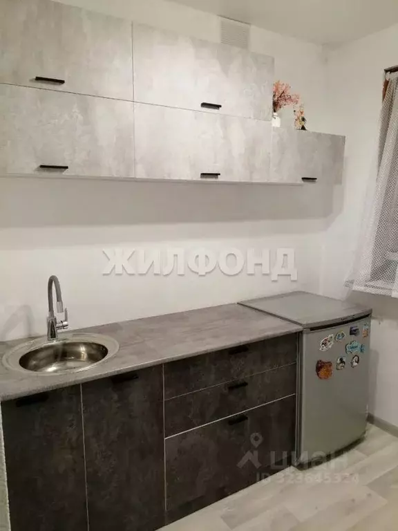 1-к кв. Хакасия, Абакан ул. Маршала Жукова, 78 (30.3 м) - Фото 1