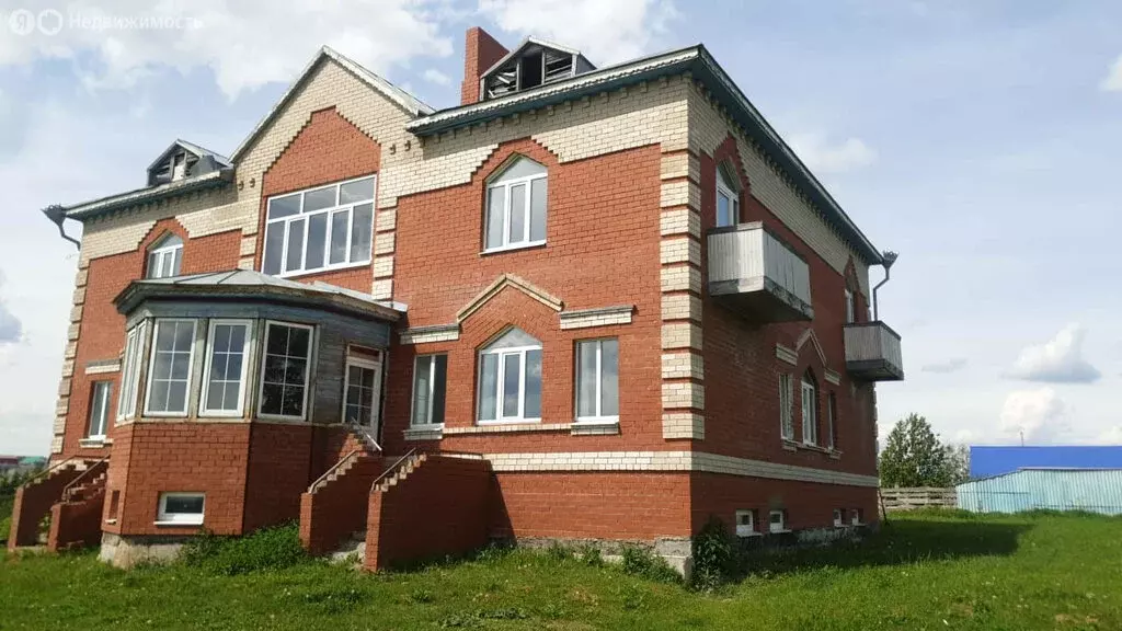 Дом в село Большой Машляк, улица Ленина, 1А (599.1 м) - Фото 1