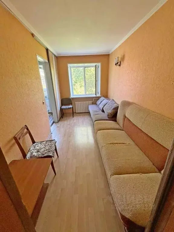 2-к кв. Чувашия, Чебоксары Молодежный пер., 7 (41.3 м) - Фото 0