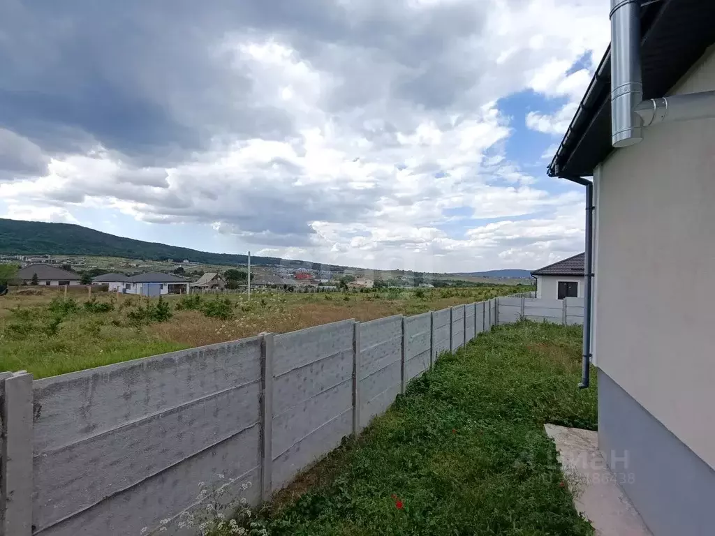 Дом в Крым, Симферопольский район, Добровское с/пос, с. Краснолесье ... - Фото 2