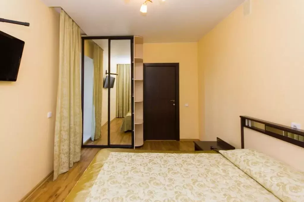 2-к кв. Тюменская область, Тюмень Мельничная ул., 83 (62.0 м) - Фото 0