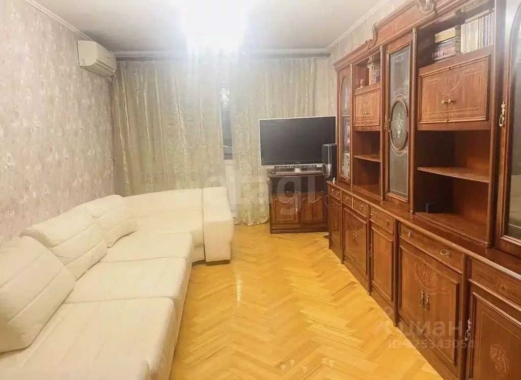 3-к кв. Москва Самаркандский Бульвар 137А кв-л, к11 (73.4 м) - Фото 1