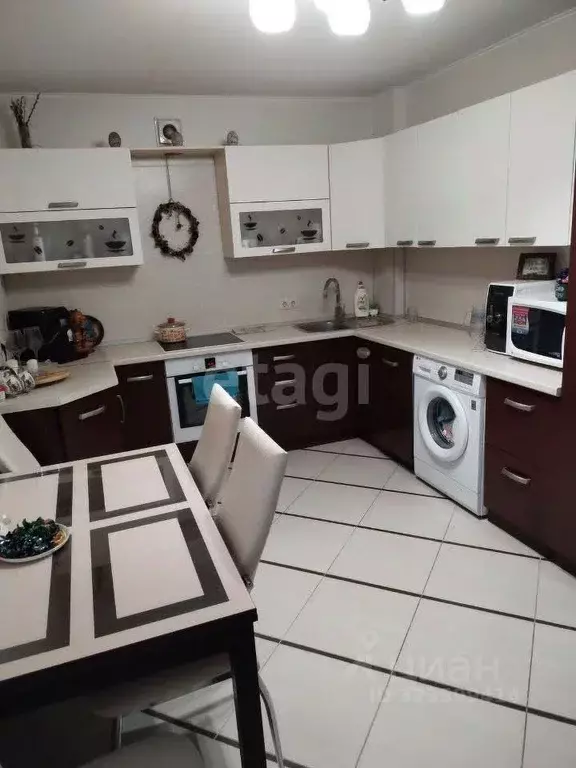 3-к кв. Томская область, Томск Телецентр мкр, ул. Больничная, 8А (84.0 ... - Фото 1