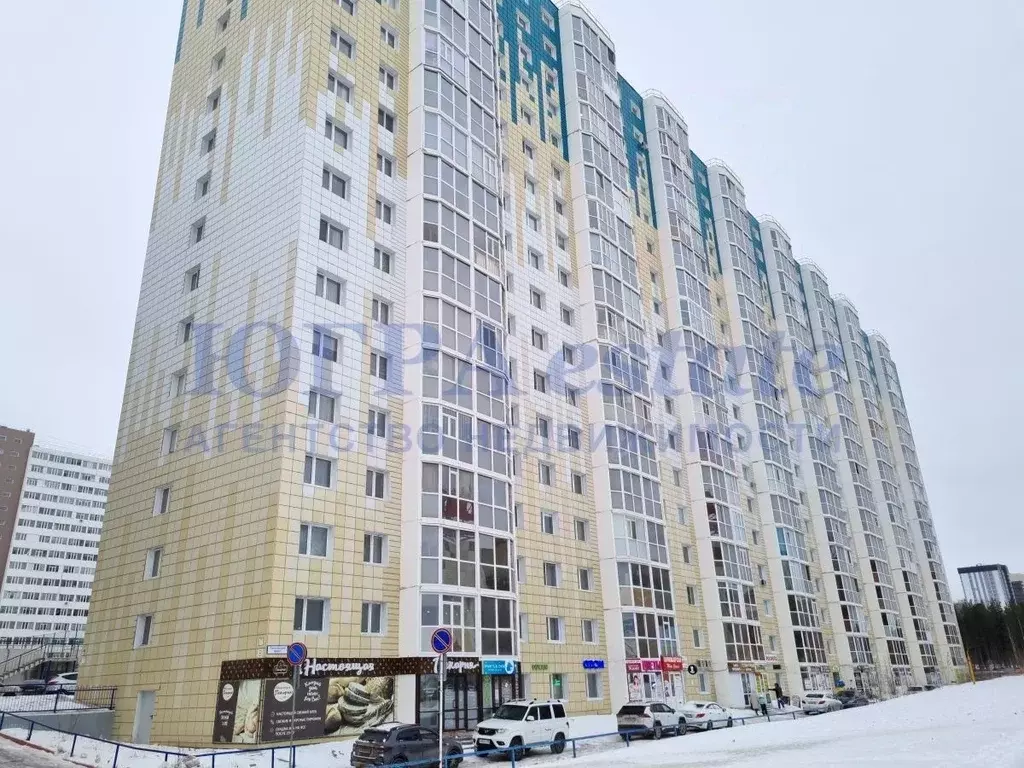 3-к кв. Ханты-Мансийский АО, Сургут тракт Тюменский, 6/1 (71.0 м) - Фото 0