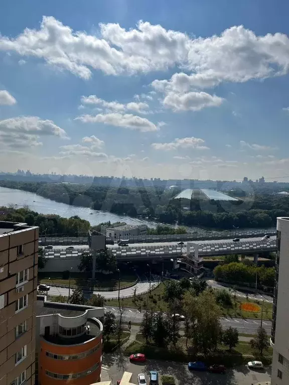 2-к. квартира, 96 м, 13/19 эт. - Фото 1