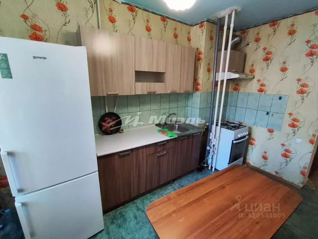 3-к кв. Крым, Симферополь ул. Героев Сталинграда, 35 (61.9 м) - Фото 1