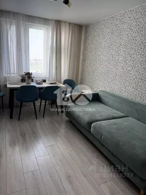 3-к кв. Новосибирская область, Новосибирск ул. Виктора Уса, 2 (80.2 м) - Фото 1