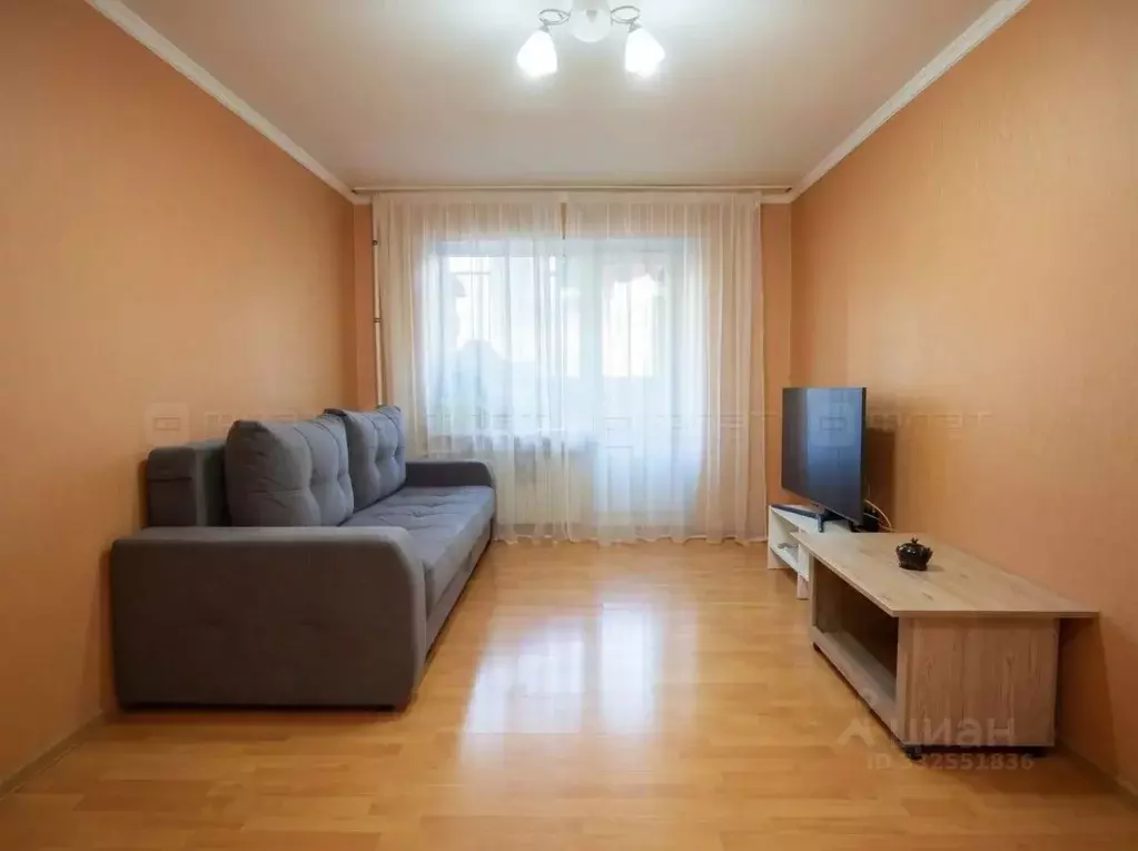 2-к кв. Татарстан, Казань ул. Татарстан, 52 (50.6 м) - Фото 1
