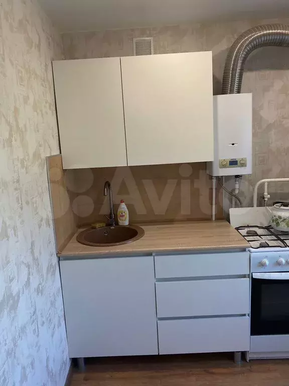 1-к. квартира, 30 м, 4/5 эт. - Фото 0