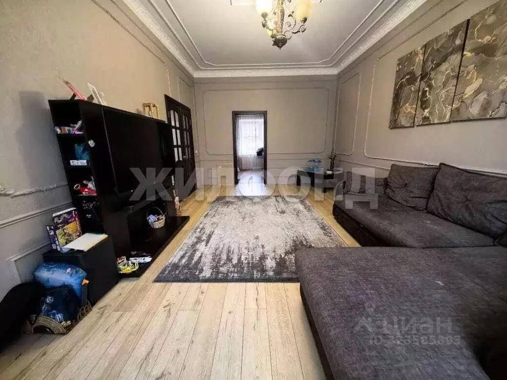 Дом в Хакасия, Абакан Профсоюзная ул. (220 м) - Фото 1