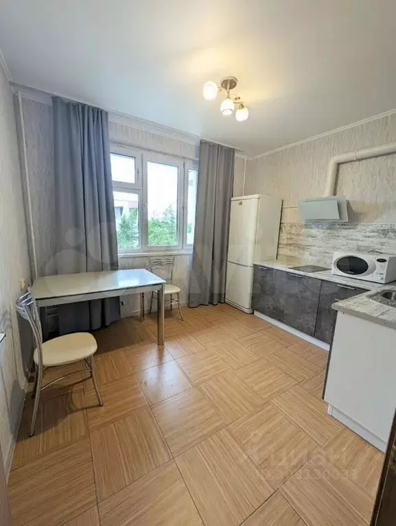 2-к. квартира, 60 м, 2/22 эт. - Фото 0