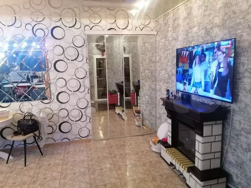 3-к. квартира, 64 м, 3/9 эт. - Фото 0